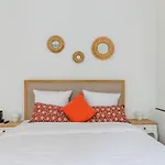 Elegant Parisian Apartment Near Eiffel Tower